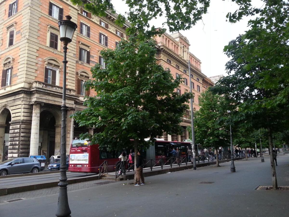Bed&Breakfast Piazza Vittorio87 Roma Esterno foto